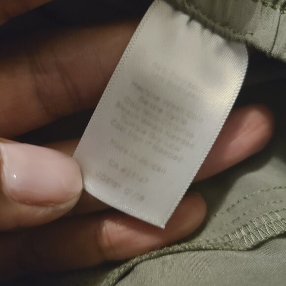 T by Talbots | Green Athleisure Pants (Size Large Petite) - Picture 4 of 8